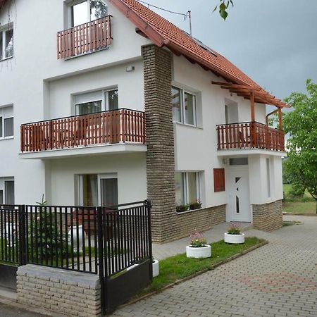 Varga Apartman Hévíz Eksteriør bilde